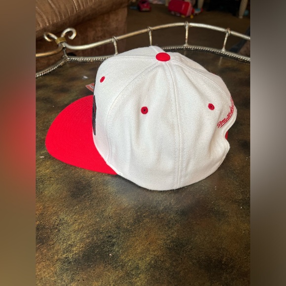 Bulls Mitchell & ness SnapBack - Picture 3 of 5